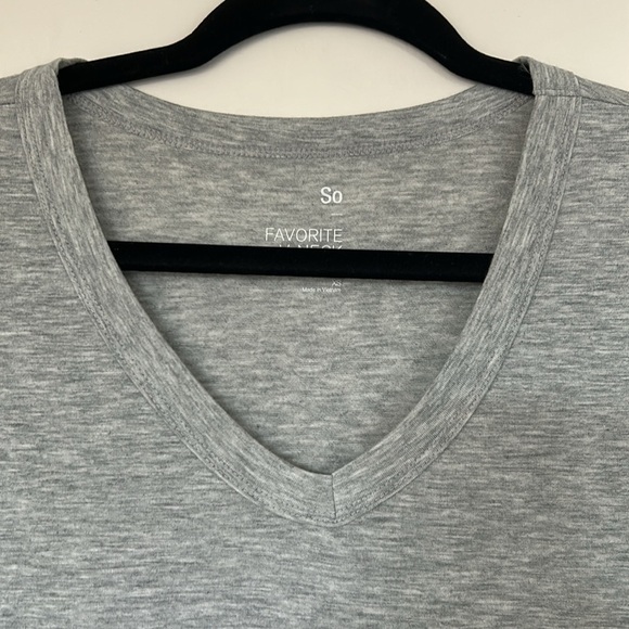 SO Light Grey tshirt, XS, NWOT - Picture 2 of 6
